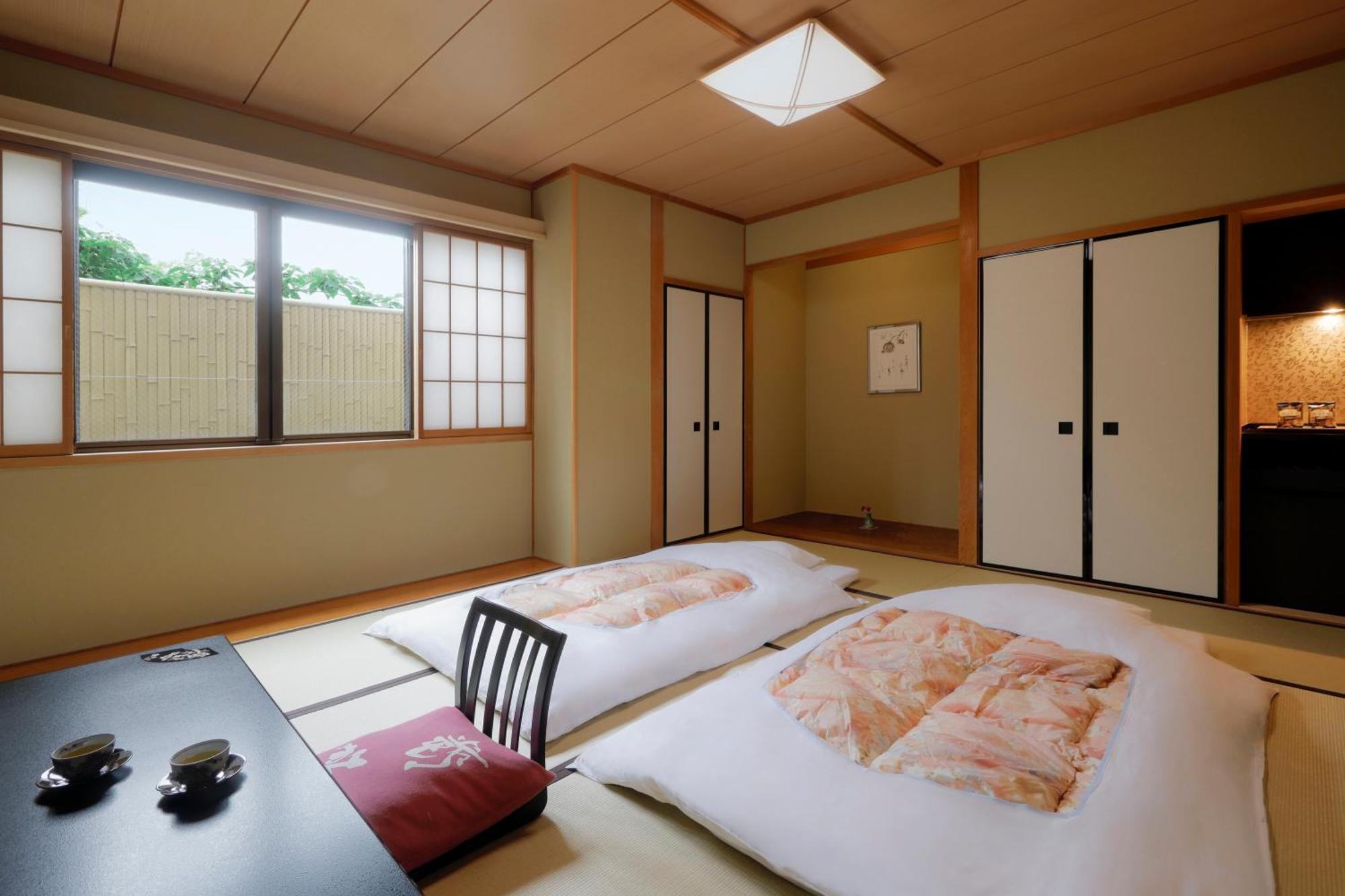 קיוטו Gion Ryokan Karaku מראה חיצוני תמונה